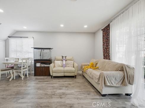 7194 Santa Isabel , Buena Park, CA