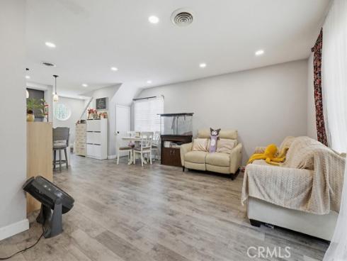 7194 Santa Isabel , Buena Park, CA