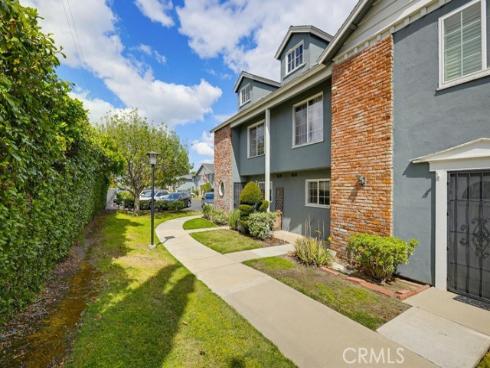 7194 Santa Isabel , Buena Park, CA