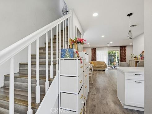 7194 Santa Isabel , Buena Park, CA