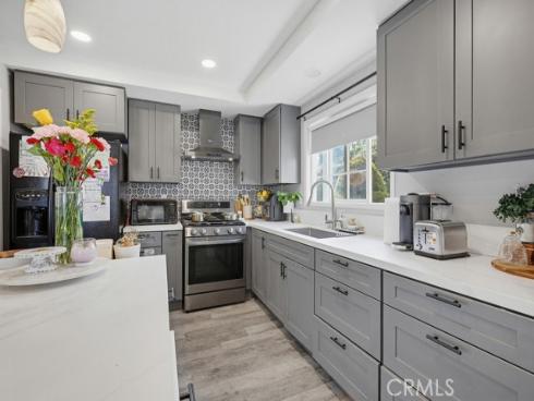 7194 Santa Isabel , Buena Park, CA