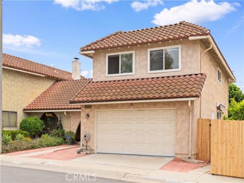 8226  Henshaw  , Buena Park, CA