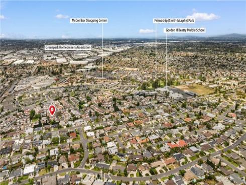 8226  Henshaw  , Buena Park, CA