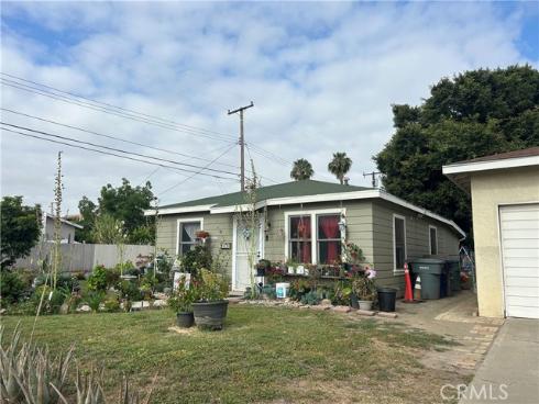 6371  Los Robles  , Buena Park, CA