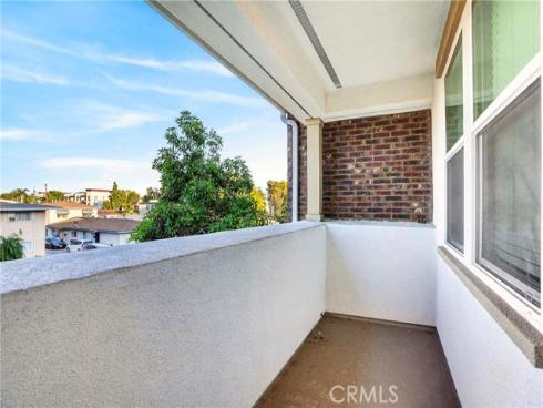 5869 Rostrata , Buena Park, CA