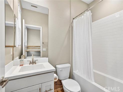 5869 Rostrata , Buena Park, CA