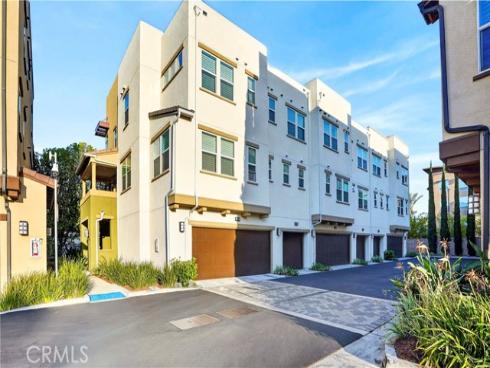 5869 Rostrata , Buena Park, CA