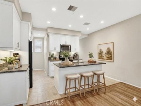 5869 Rostrata , Buena Park, CA