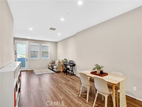 5869 Rostrata , Buena Park, CA