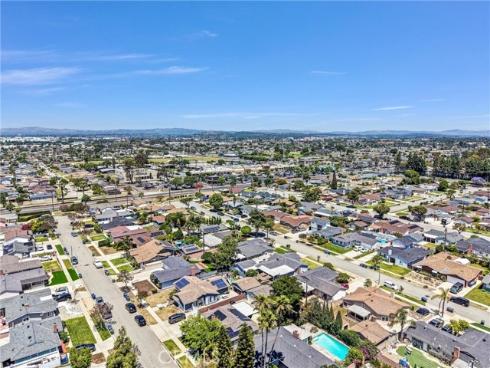8082 San Hacienda Cir , Buena Park, CA
