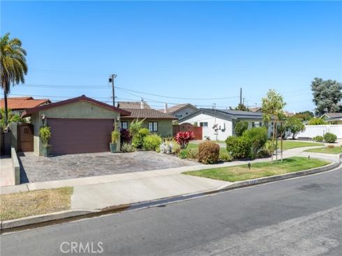 5837 Los Arcos , Buena Park, CA