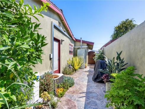 5837 Los Arcos , Buena Park, CA