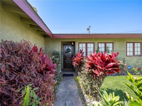 5837 Los Arcos , Buena Park, CA