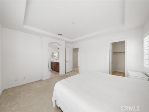 829  Lincoln Gln  , Buena Park, CA