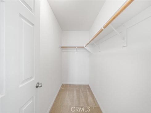 829  Lincoln Gln  , Buena Park, CA