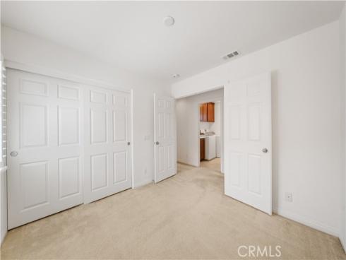 829  Lincoln Gln  , Buena Park, CA