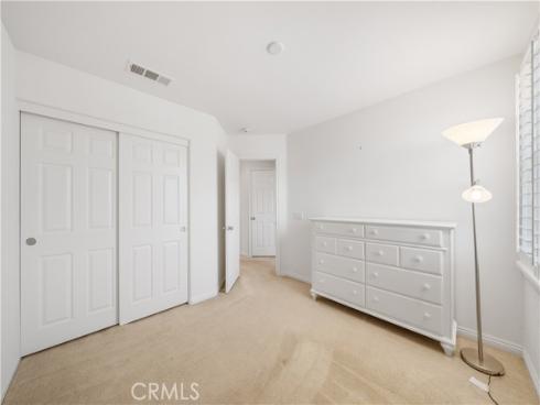 829  Lincoln Gln  , Buena Park, CA