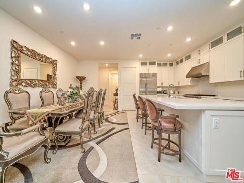 8898 Los Coyotes 210 Court, Buena Park, CA