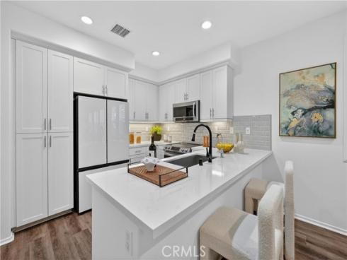 5724  Spring  , Buena Park, CA