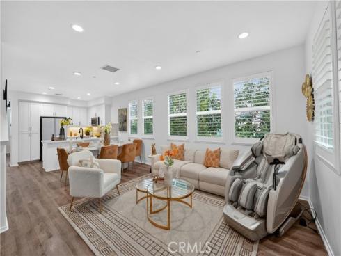 5724  Spring  , Buena Park, CA