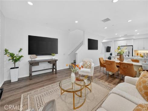 5724  Spring  , Buena Park, CA