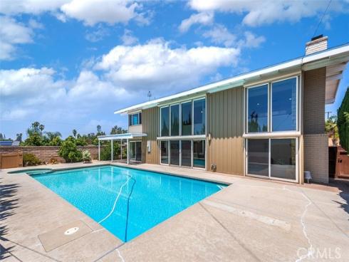 8820 Meadowbrook , Buena Park, CA