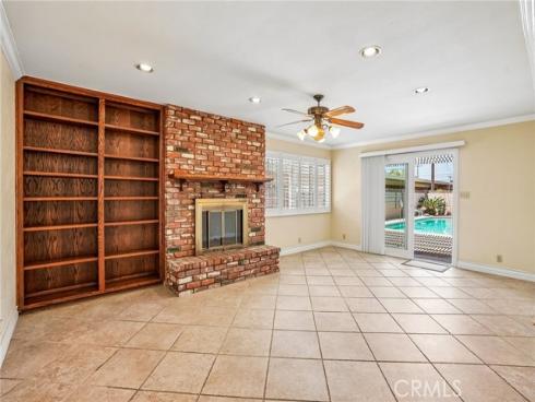 6054 San Rolando , Buena Park, CA