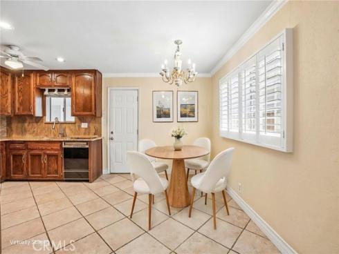 6054 San Rolando , Buena Park, CA