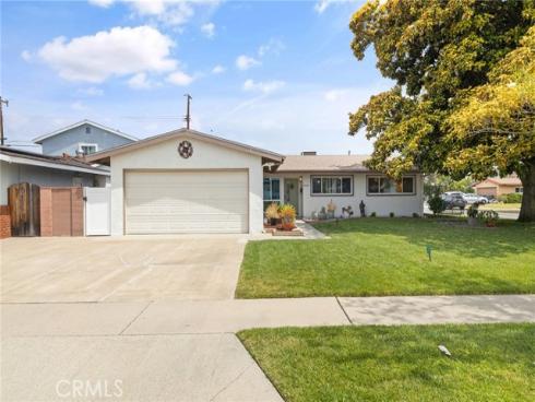 5890 Los Arcos , Buena Park, CA