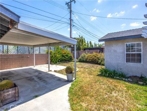8082 San Heron , Buena Park, CA