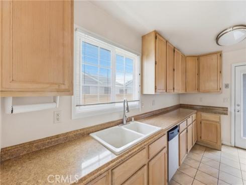 8082 San Heron , Buena Park, CA