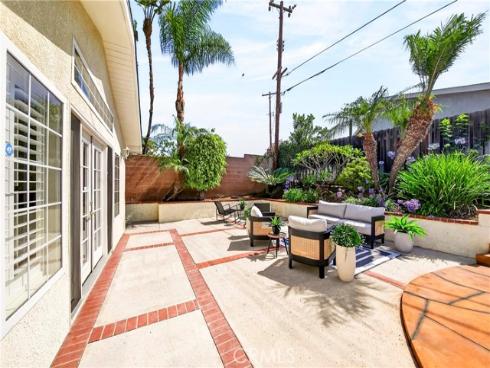 5188 Fox Hills , Buena Park, CA