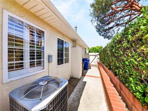 5188 Fox Hills , Buena Park, CA