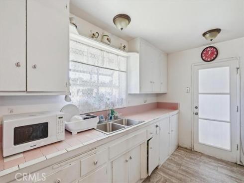 8802  Los Flores  , Buena Park, CA