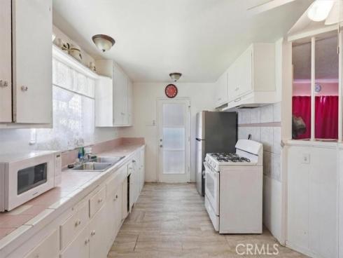 8802  Los Flores  , Buena Park, CA