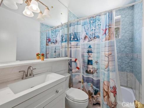 8802  Los Flores  , Buena Park, CA