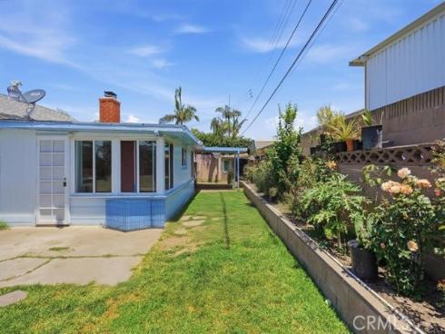 8802  Los Flores  , Buena Park, CA