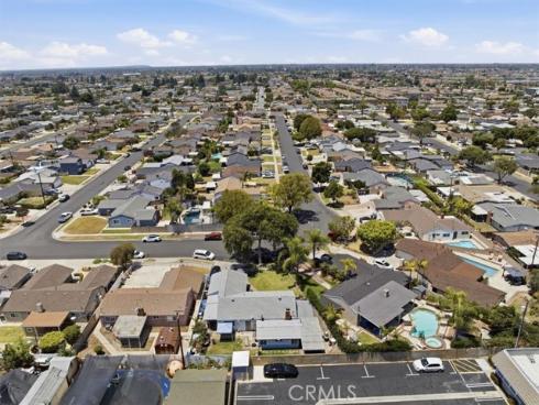 8802  Los Flores  , Buena Park, CA