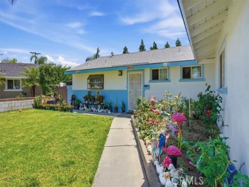 8802  Los Flores  , Buena Park, CA