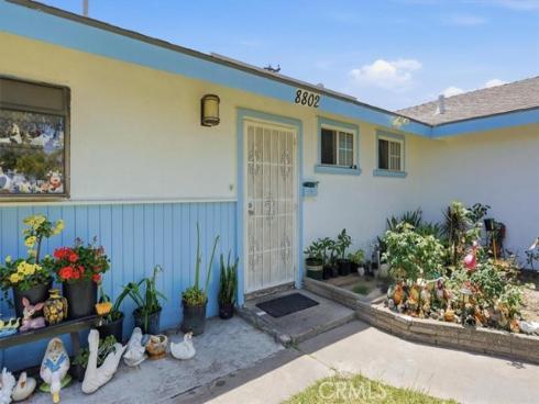 8802  Los Flores  , Buena Park, CA