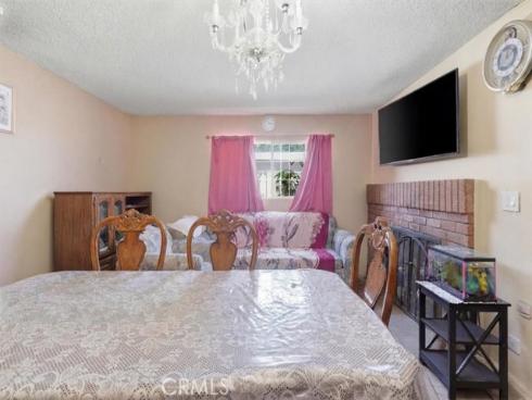 8802  Los Flores  , Buena Park, CA