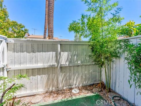 8098 Kerr Green , Buena Park, CA