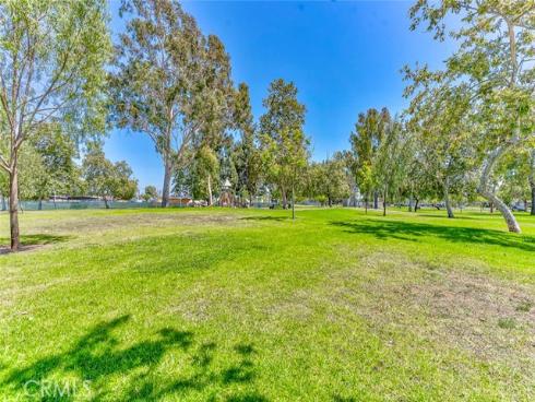 8098 Kerr Green , Buena Park, CA