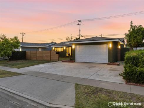 5797 Crescent