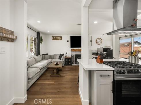 6975 San Bernardo Circle , Buena Park, CA