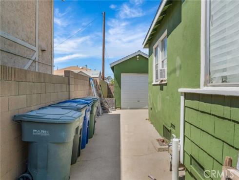 6861  Naomi   Avenue, Buena Park, CA