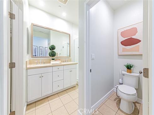 7082 Stanton , Buena Park, CA