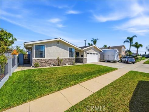 8142 San Mateo