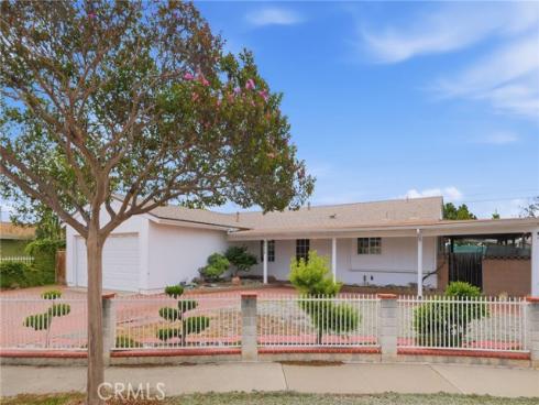 6514 Christine , Buena Park, CA
