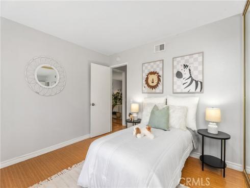 5453 Mead , Buena Park, CA
